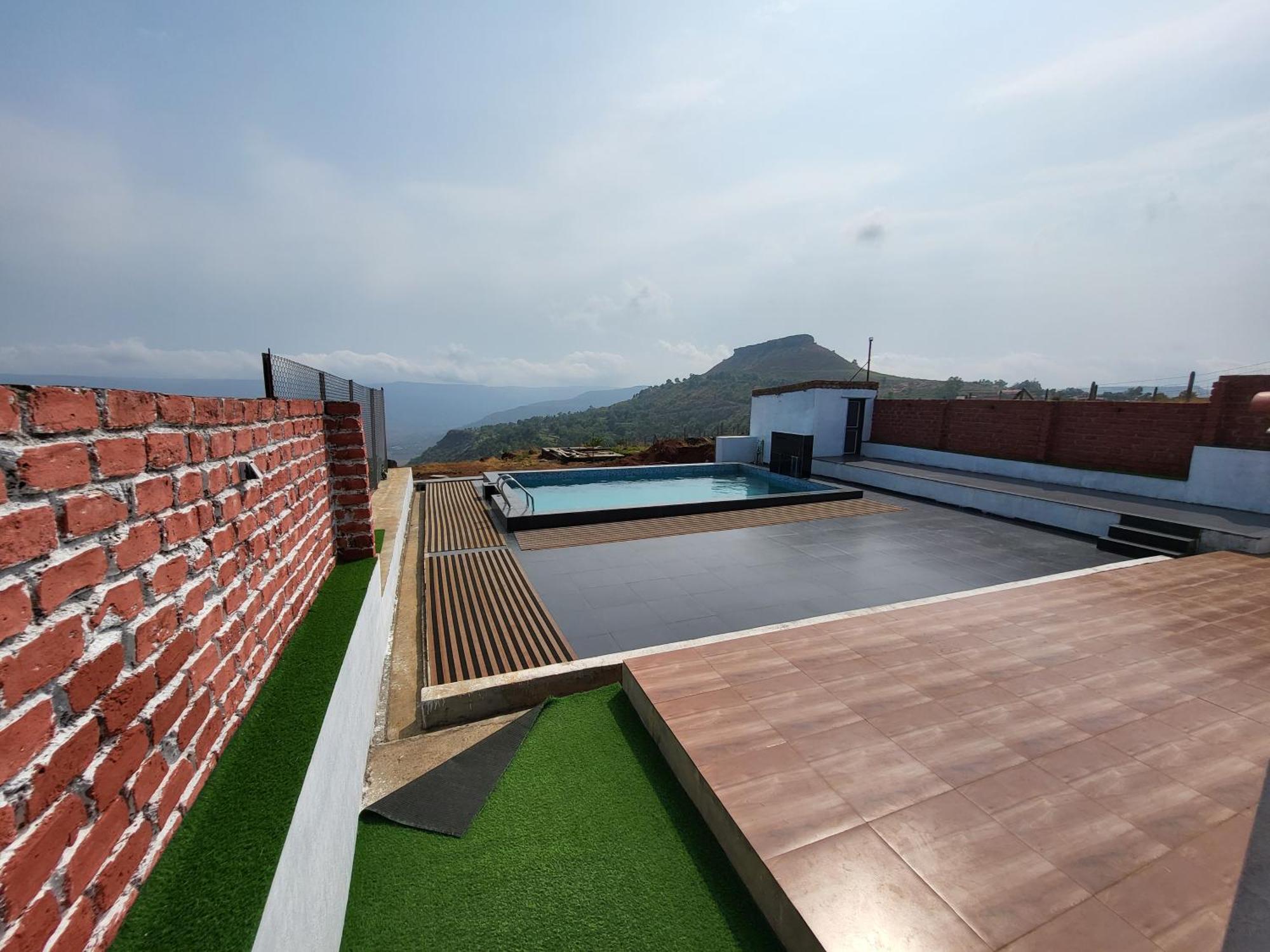 Paras Holiday Home Satara Zewnętrze zdjęcie